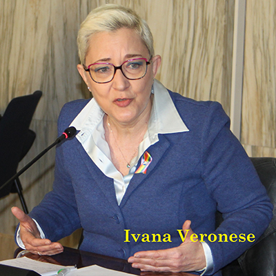 Ivana Veronese 50